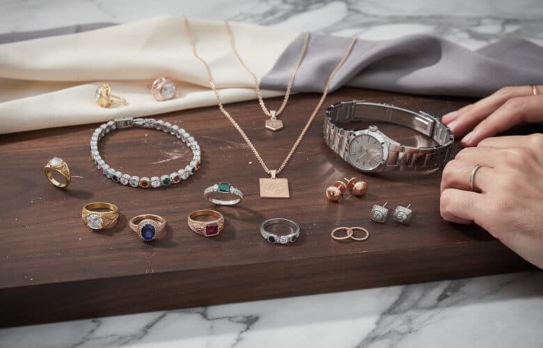 découvrez notre sélection du top 10 des bijoux incontournables qui séduisent à coup sûr, parfaits pour toutes les occasions et tous les styles.